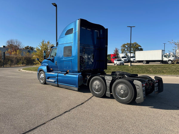 Aftermarket vs. OEM Semi Truck Parts: What Every Owner-Operator Should Know