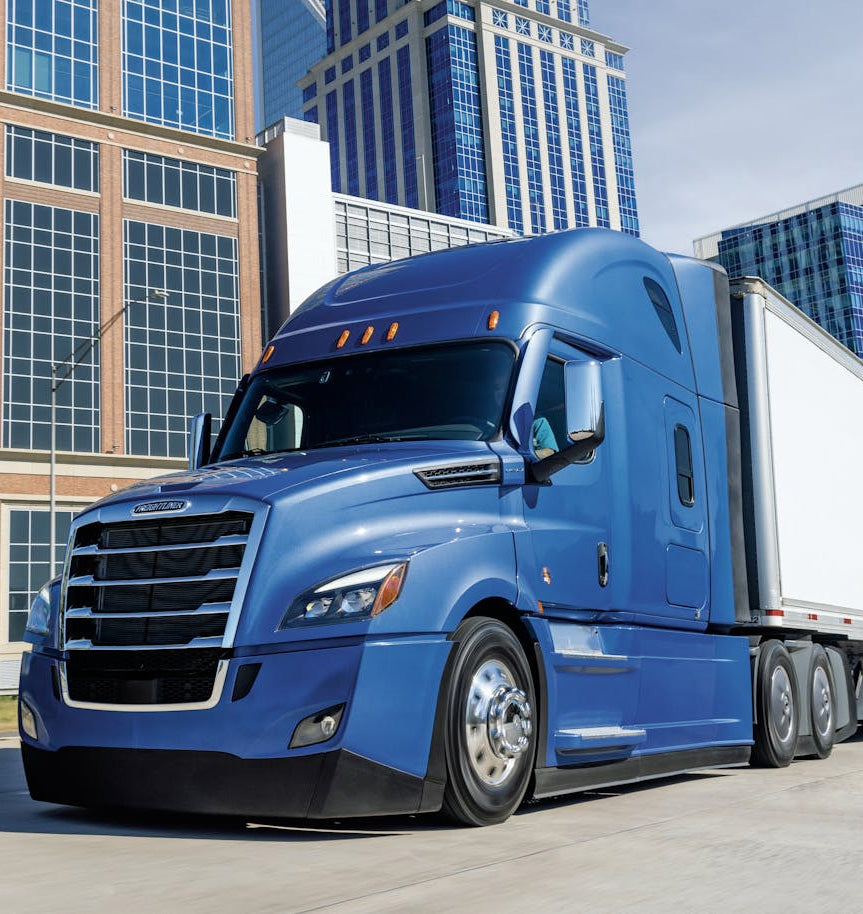 Freightliner Cascadia parts – bumpers, hoods, fairings & more | Kozak Parts