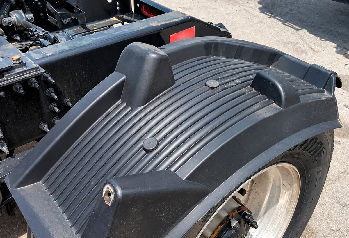 Splash Shield Driver 2018-2024 Volvo VNL