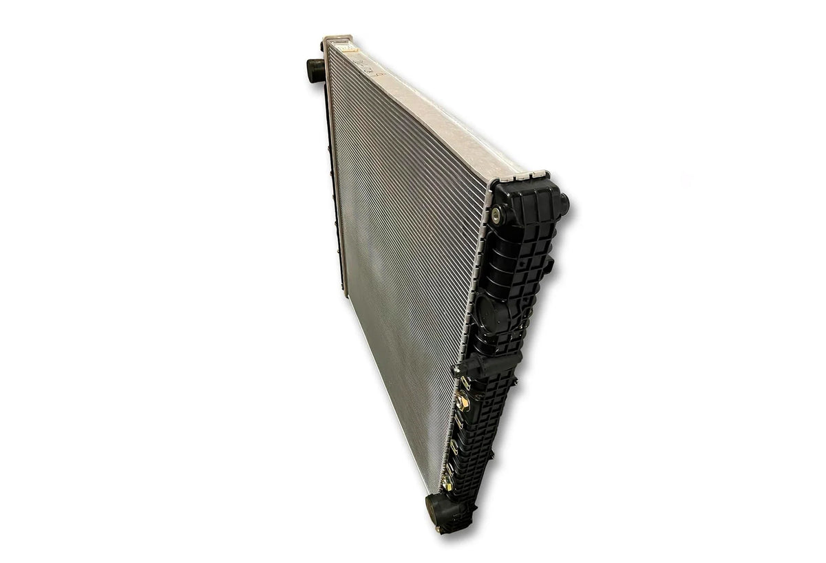 Radiator 3s0580790003 Freightliner 2008-2013 Cascadia 2008-2013 M2-112 2008-2012 M2-106 2008-2009 FLD SD 2012-2014 114SD