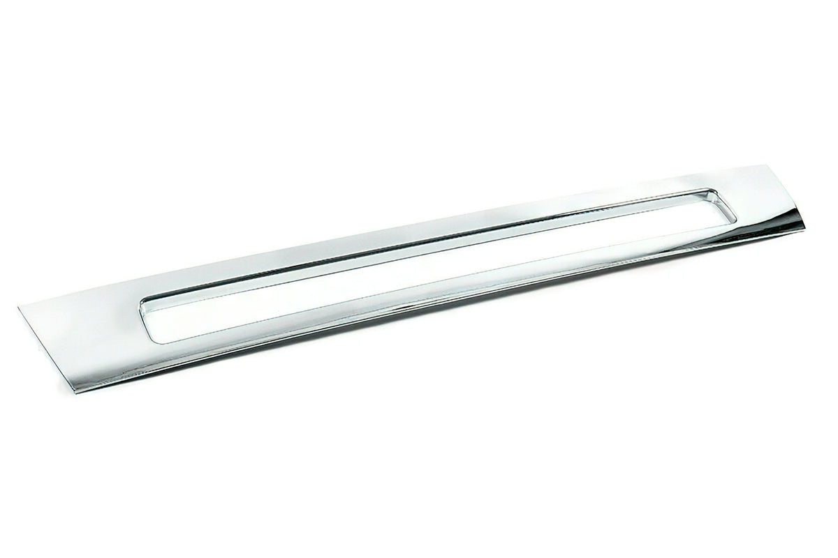 Center Middle Bumper Plastic w/ Chrome Trim &  Brackets 2016-2017 Volvo VNL
