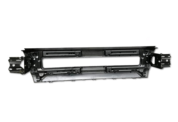 Center Middle Bumper Plastic w/ Chrome Trim &  Brackets 2016-2017 Volvo VNL