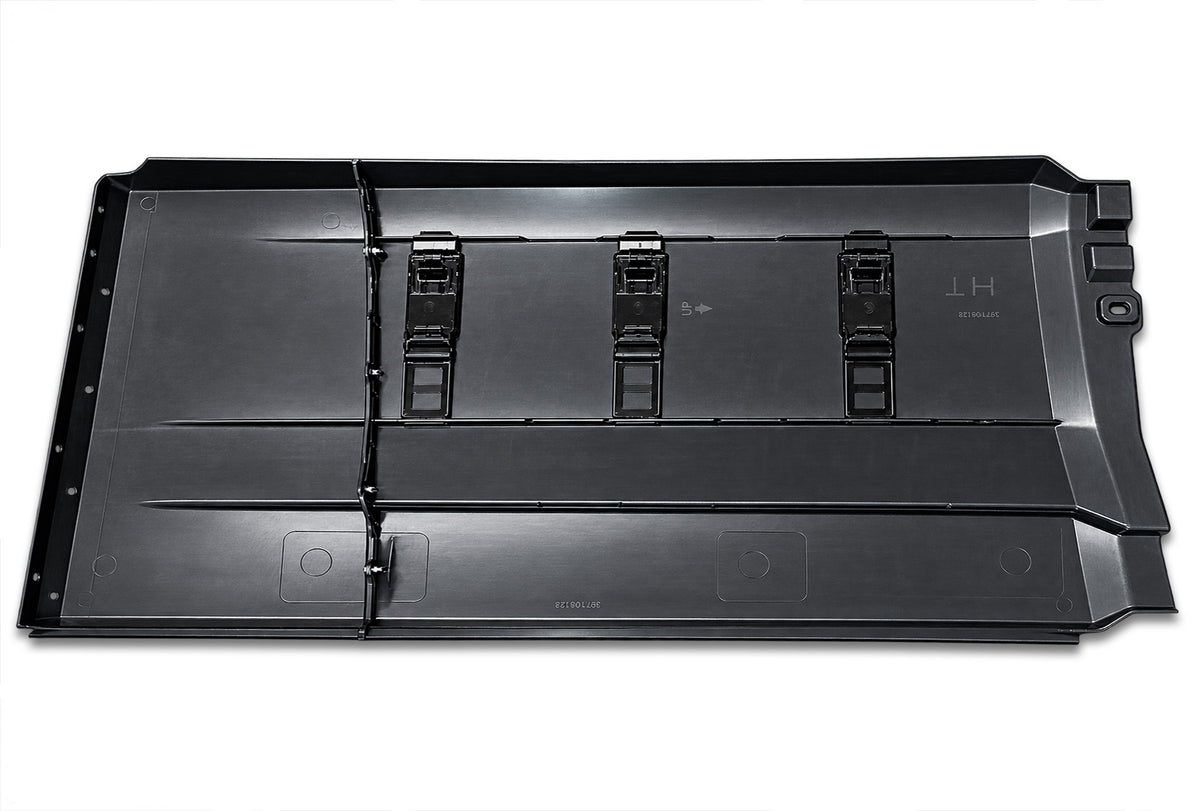 Complete Middle Side Fairing Panel Driver 2018-2024 Volvo VNL