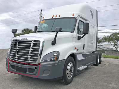 Kozak Plastic Center Front Bumper Cover with Black Finish for Freightliner Cascadia 2008-2016 - Tacoma Parts Corporation
